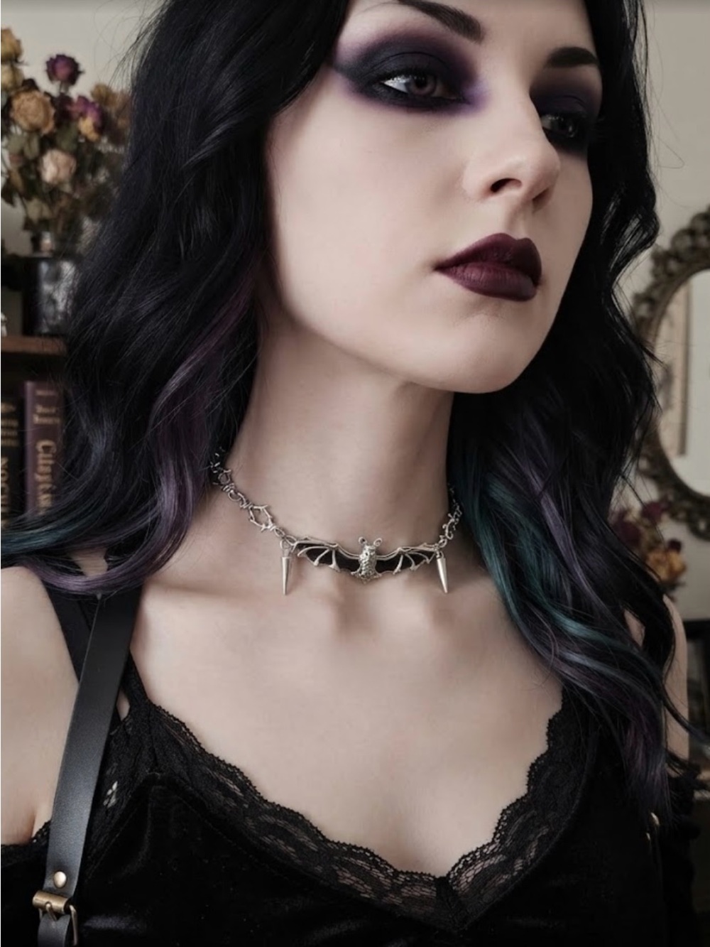 Hand Crafted Gothic Bat Wing Spike Choker Necklace - Picture 2 of 4